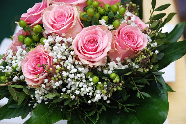 Ile trwa wysyłka kwiatów. Poczta z kwiatami – Polskie kwiaciarnie